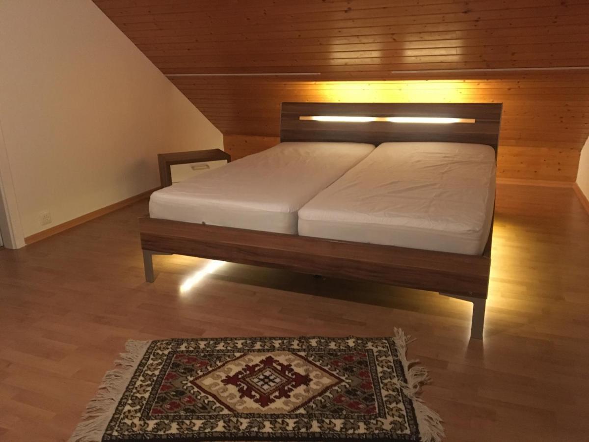 Charmante Maison Villageoise 5 Personnes Happyday Neuchatel Saint-Blaise Buitenkant foto