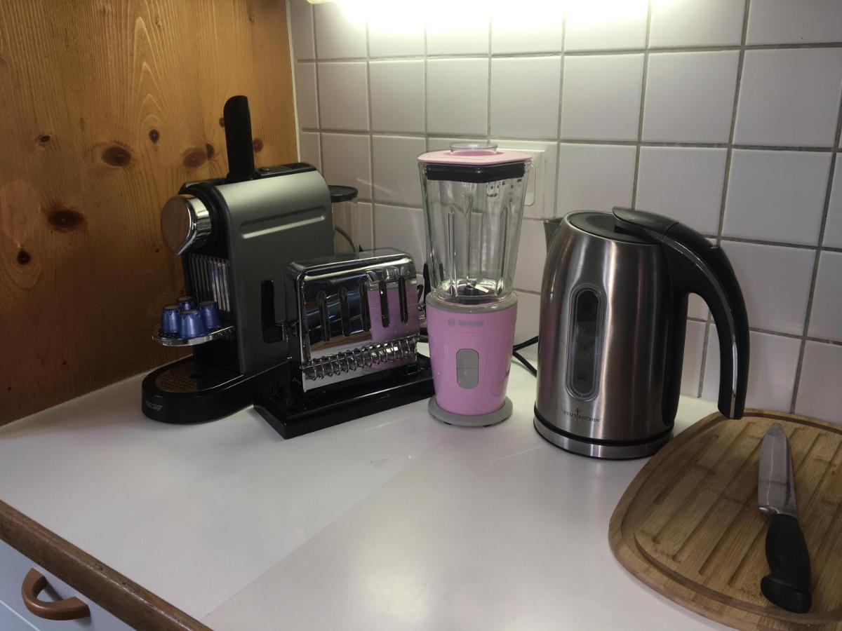 Charmante Maison Villageoise 5 Personnes Happyday Neuchatel Saint-Blaise Buitenkant foto